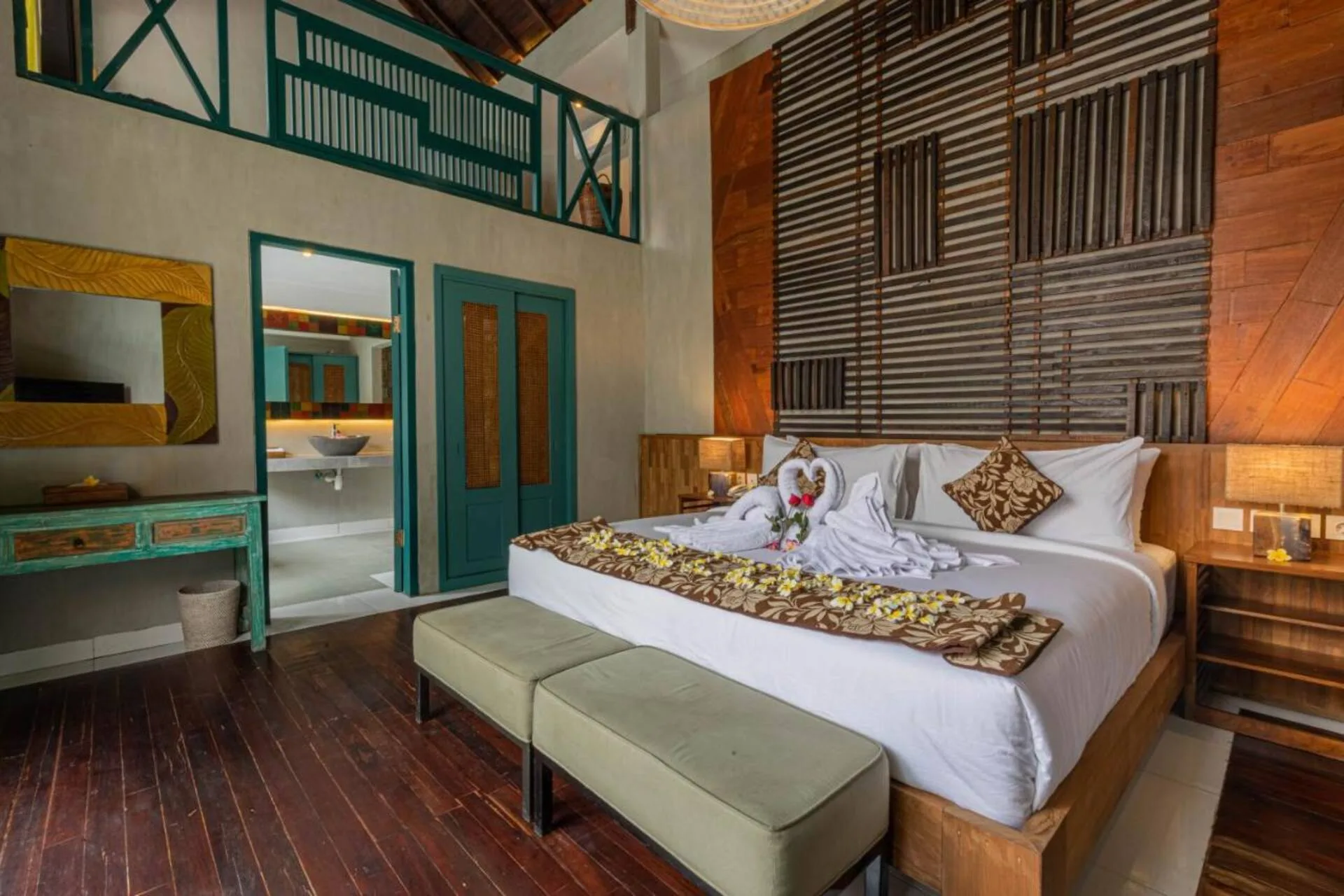 Modern Industrial Loft 1 Bedroom Private Villa in Seminyak 5