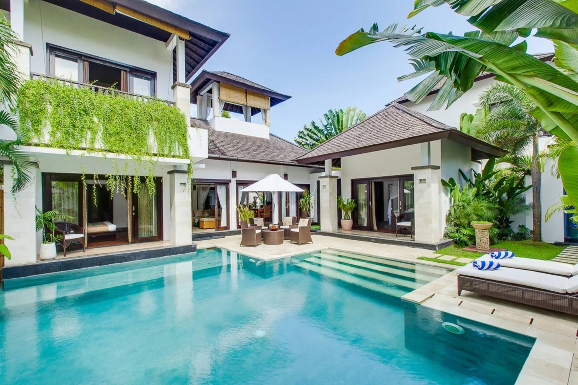 Grand Homestyle Haven 2 Bedroom Private Villa in Nusa Dua 5